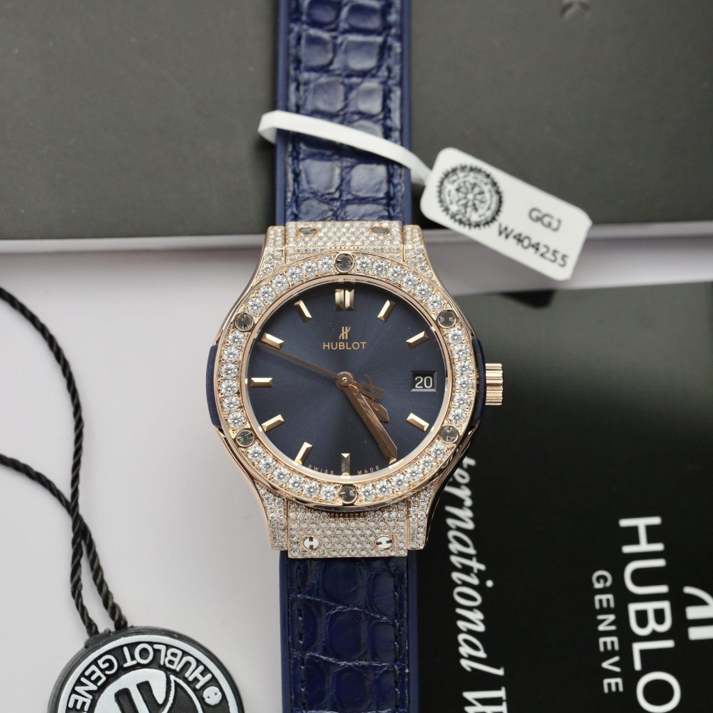 Hublot Classic Fusion Kinggold Full Moissanite  Rep 1:1 HBF 33mm Blue Dial