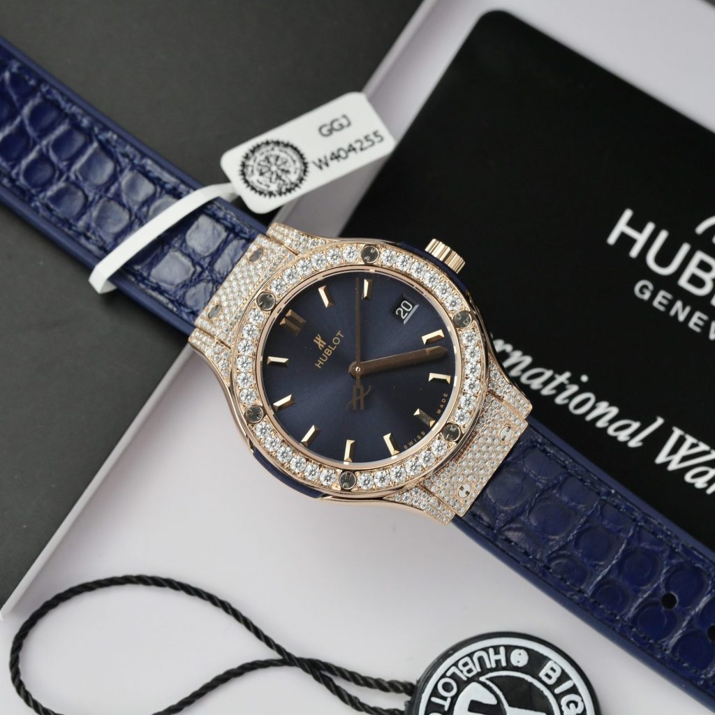 Hublot Classic Fusion Kinggold Full Moissanite  Rep 1:1 HBF 33mm Blue Dial