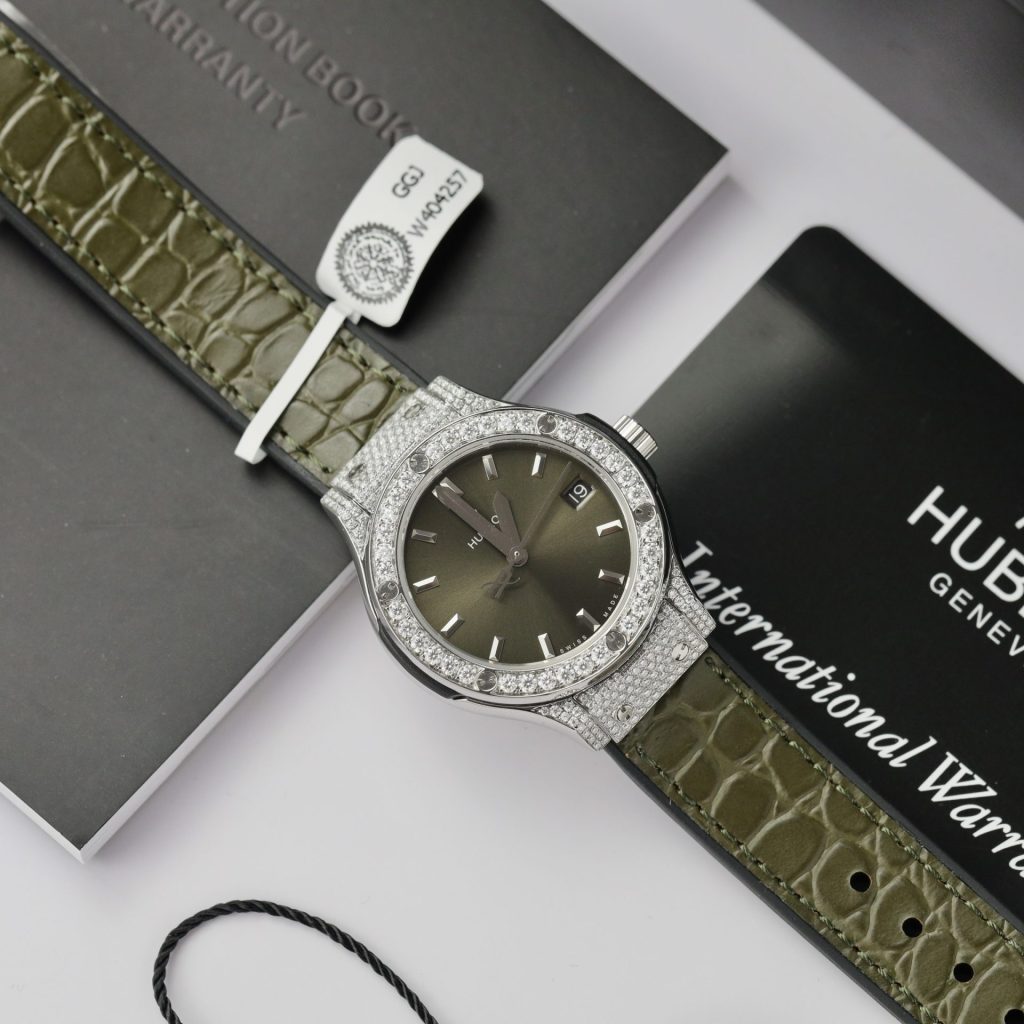 Hublot Classic Fusion Titanium Full Moissanite Rep 1:1 33mm Green Dial