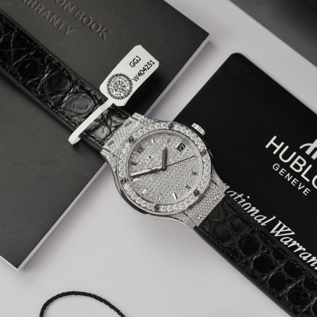 Hublot Classic Fusion Titanium Full Moissanite Rep 1:1 33mm Diamond Dial