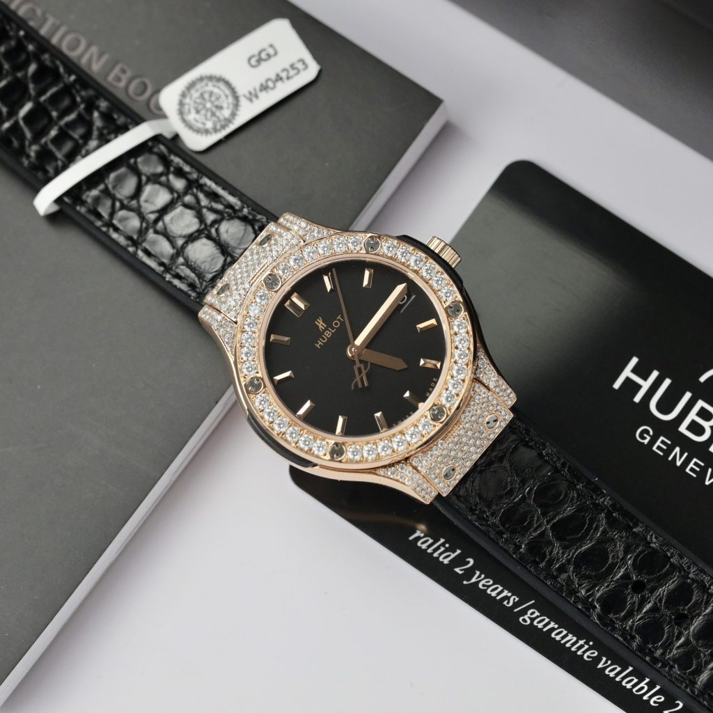 Hublot Classic Fusion Kinggold Full Moissanite Rep 1:1 33mm Black Dial