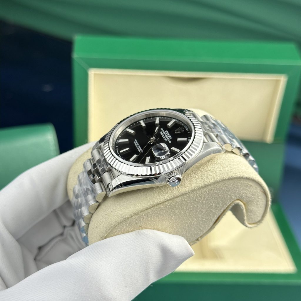 Rolex DateJust 126334 Rep 1:1 Clean Factory Mặt Đen Cọc Dạ Quang 41mm