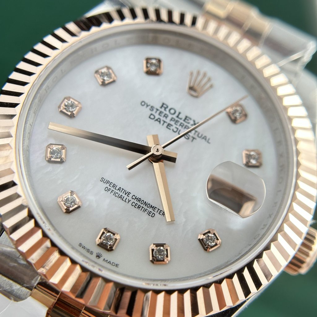 Rolex DateJust 126331 Rep 1:1 GM Factory Bọc Vàng Thật Mặt Khảm Trai Cọc Kim 41mm