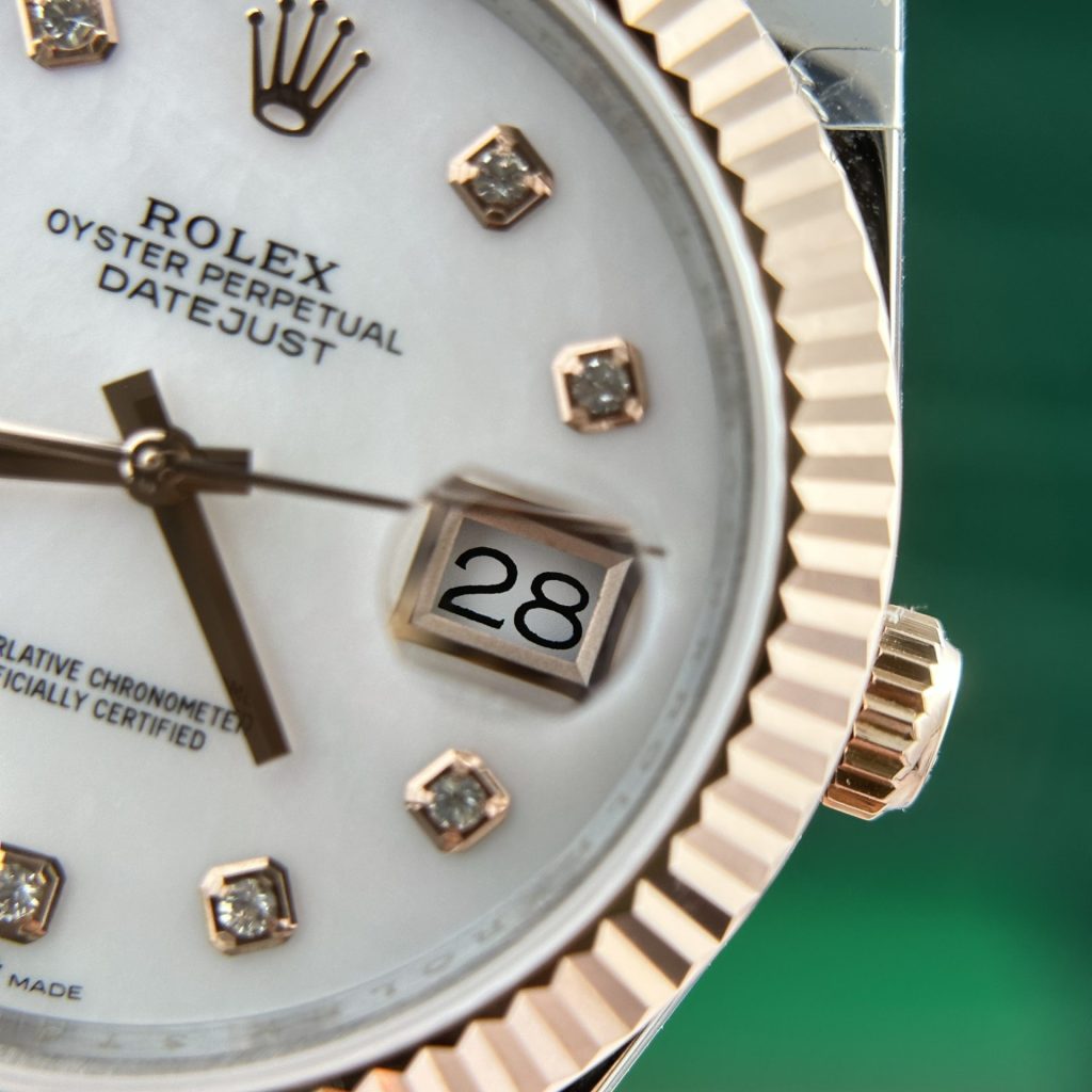 Rolex DateJust 126331 Rep 1:1 GM Factory Bọc Vàng Thật Mặt Khảm Trai Cọc Kim 41mm