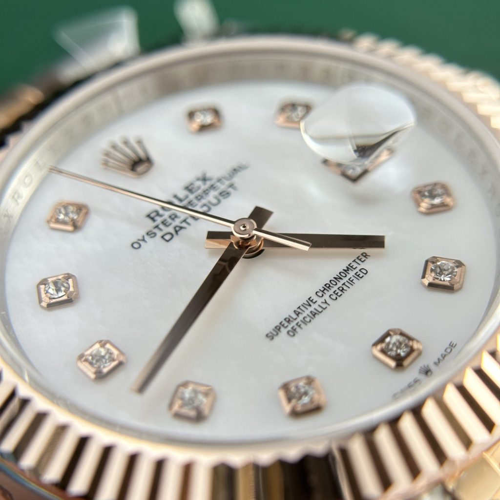 Rolex DateJust 126331 Rep 1:1 GM Factory Bọc Vàng Thật Mặt Khảm Trai Cọc Kim 41mm