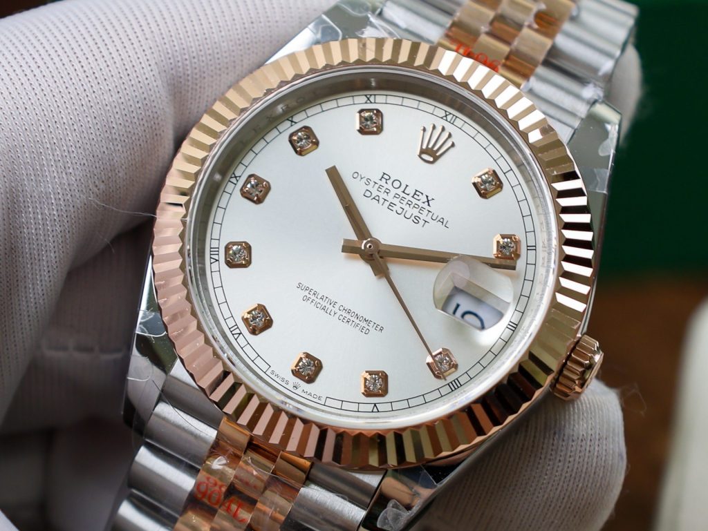 Rolex DateJust 126331 Rep 1:1 GM Factory Bọc Vàng Thật Mặt Sundust Cọc Kim 41mm