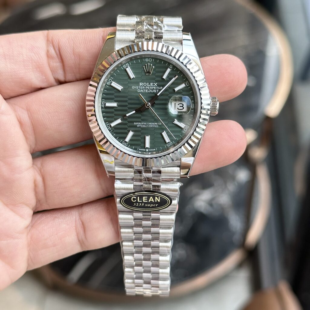 Rolex DateJust 126334 Rep 1:1 Clean Factory Mặt Xanh Lá Nếp Gấp Cọc Dạ Quang 41mm